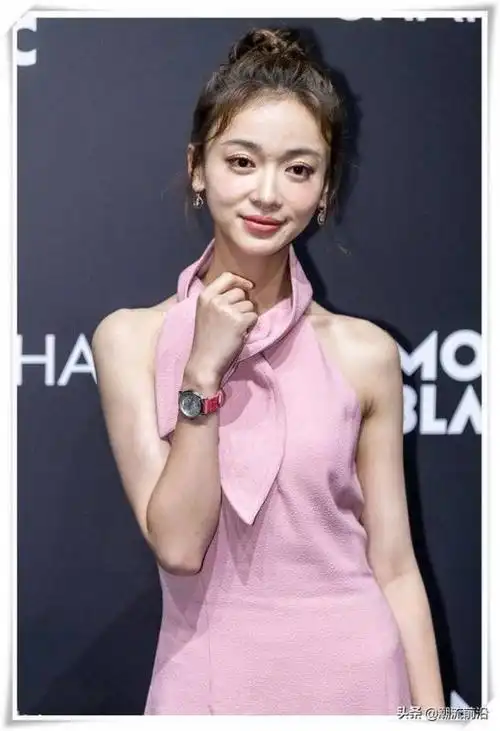 吴谨言瘦到只剩皮包骨,头身比严重失调,网友:简直大头娃娃!