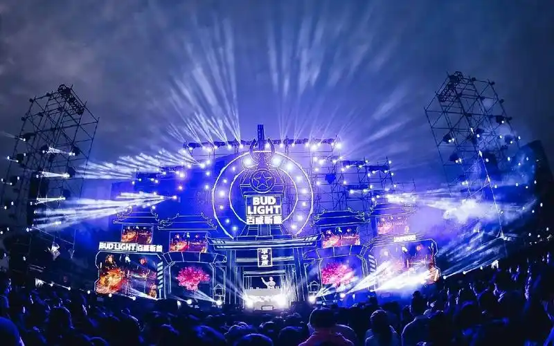 2021百威昕蓝二次元音乐节全程回顾 | 破次元相聚,封存美好回忆!