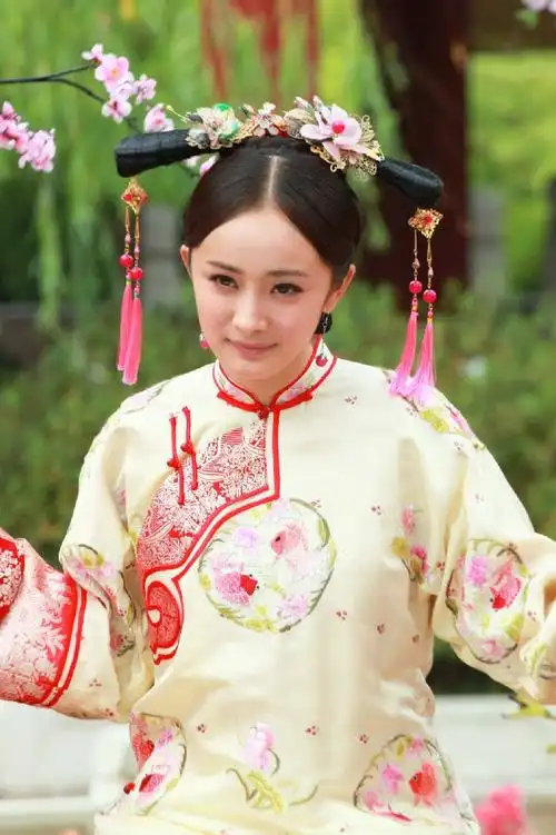 电视剧《宫》中杨幂剧照