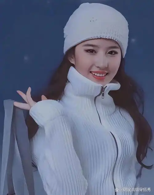 刘亦菲戴帽子的样子太美了!看这4张照片,你就知道