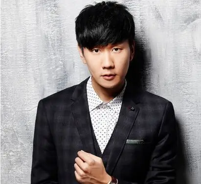 王思聪带林俊杰看房 两人因游戏成为挚友