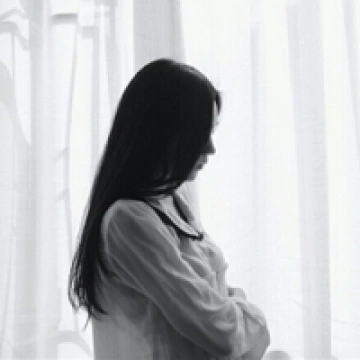 忧郁女生qq伤感头像2019 或许你忘了是我深爱你