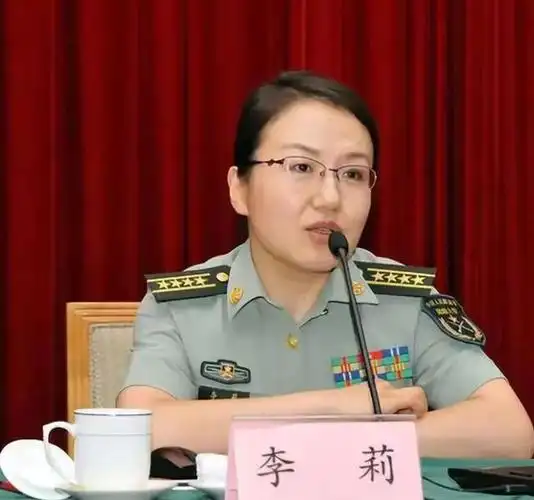 而在这个紧张的背景下,备受瞩目的军事专家李莉对于美国的挑衅行为