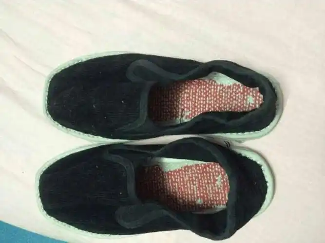 远去的乡村符号系列之 老布鞋