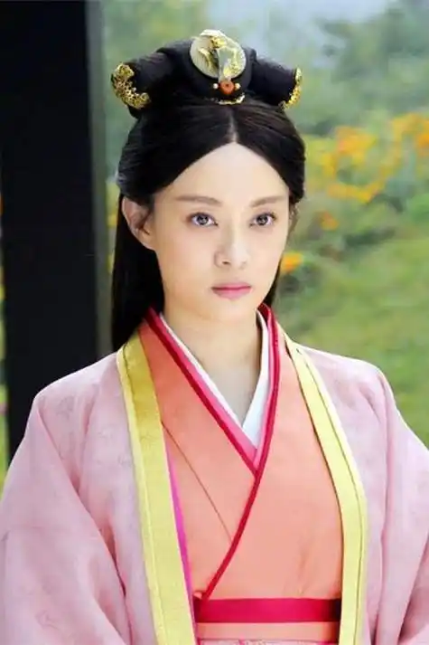 在这部剧刚刚结束之后孙俪就迎来了第二部经典古装剧《芈月传》