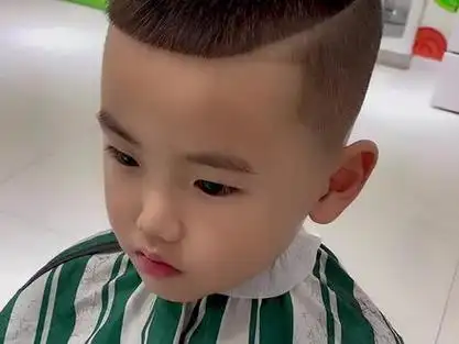 男儿童发型_7一10岁男儿童发型_韩国男儿童发型 - 抖音