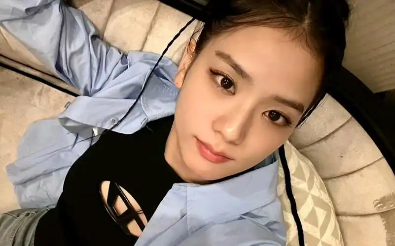 【金智秀jisoo】自拍