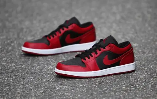 aj1hi85low反转黑红鞋款曝光经典气质十足