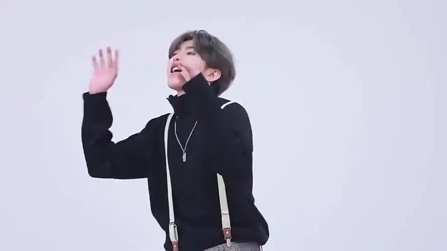 当蔡徐坤打球遇到凤舞九天_哔哩哔哩 (゜-゜)つロ 干杯~-bilibili