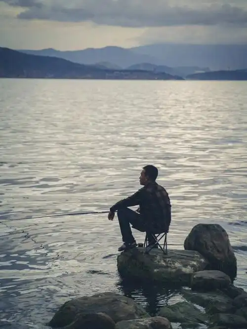 就算是一个人看海也很浪漫啊