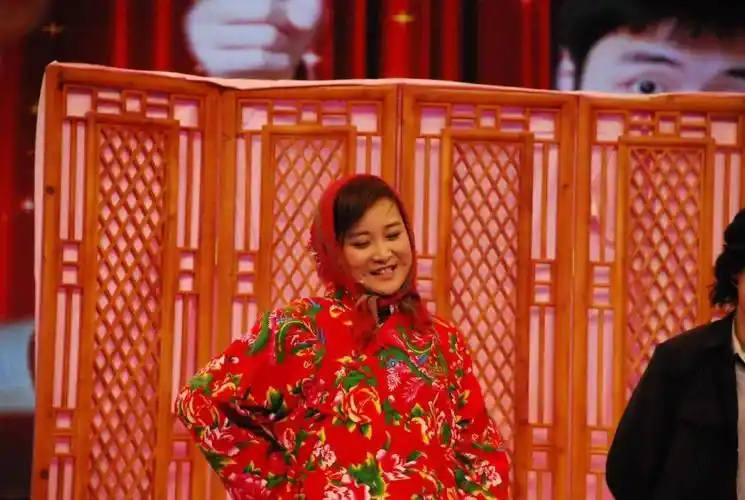 除了减肥100斤,贾玲为何能再创票房爆款?_乐莹_变化