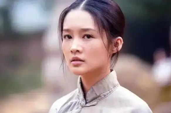 面相苦的女明星