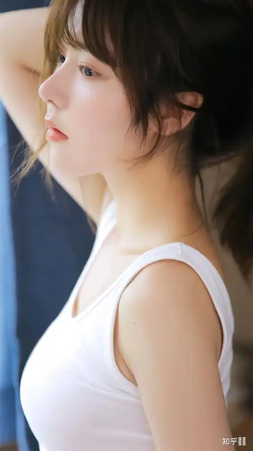 有没有看起来真实又漂亮的小姐姐壁纸