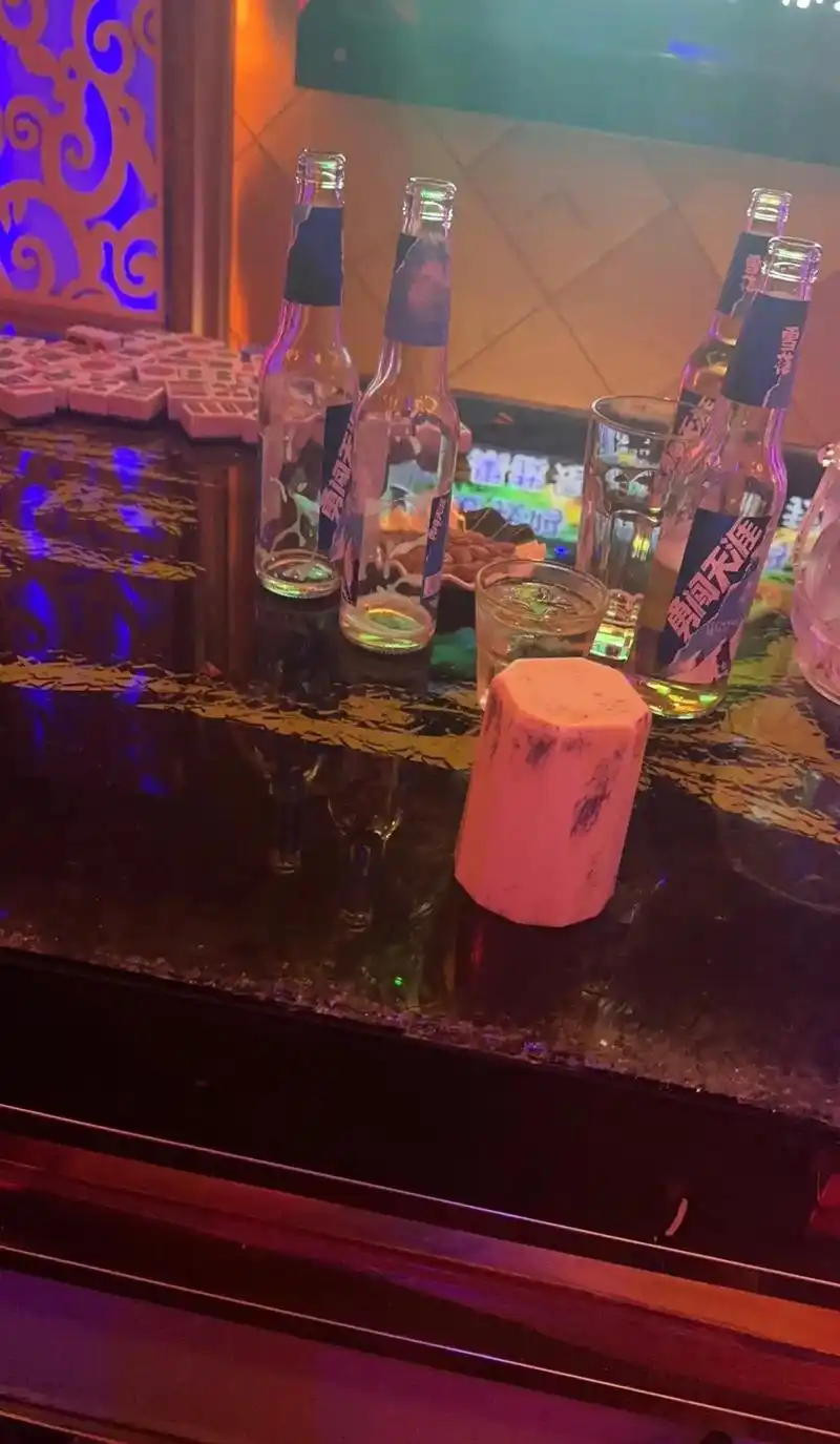 ktv #唱歌好去处 夜场做久了真的不愿意做别的工作了吗 - 抖音