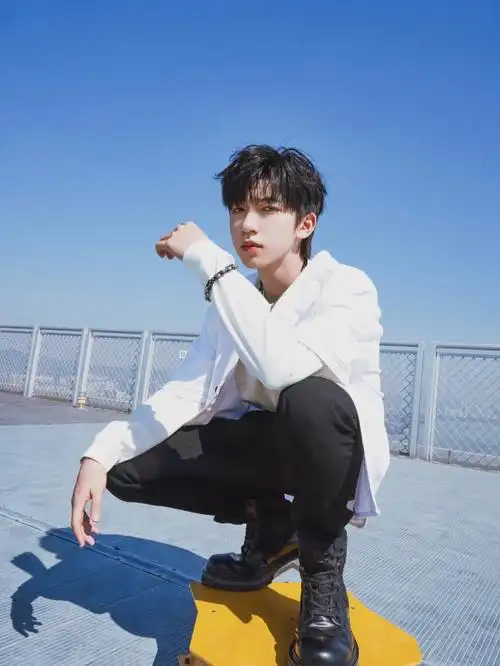 时代少年团贺峻霖