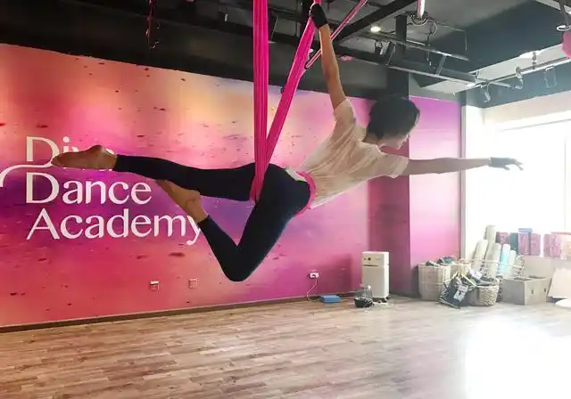 女明星健身照:第十期『王珞丹』