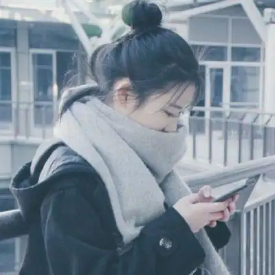 女生丸子头小清新个性头像