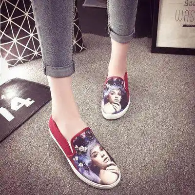 花图案帆布鞋女生头像