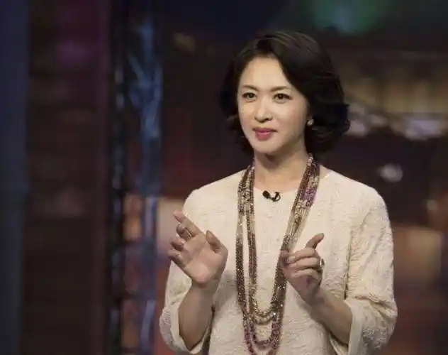 原创金星当年做手术爸爸只说了6个字但姐姐却气得早产