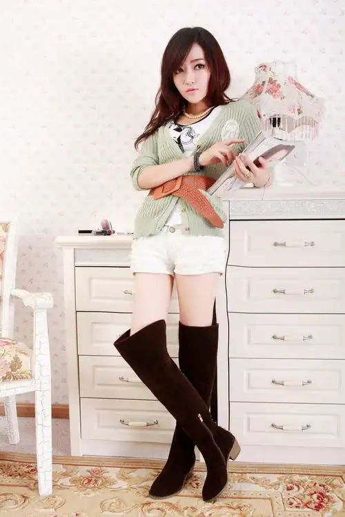 工厂批发新款靴子欧美潮鞋铆钉性感中跟过膝长靴粗跟女靴子