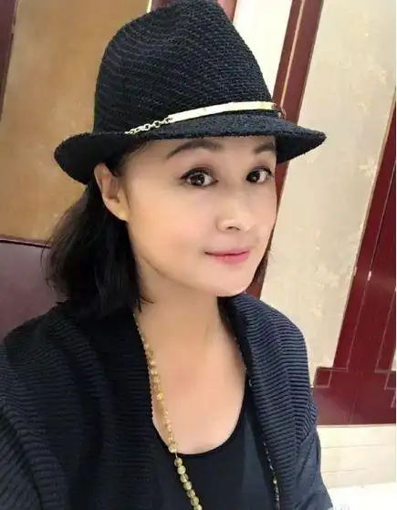 这部剧中饰演谢大脚的演员于月仙给观众留下了深刻印象.