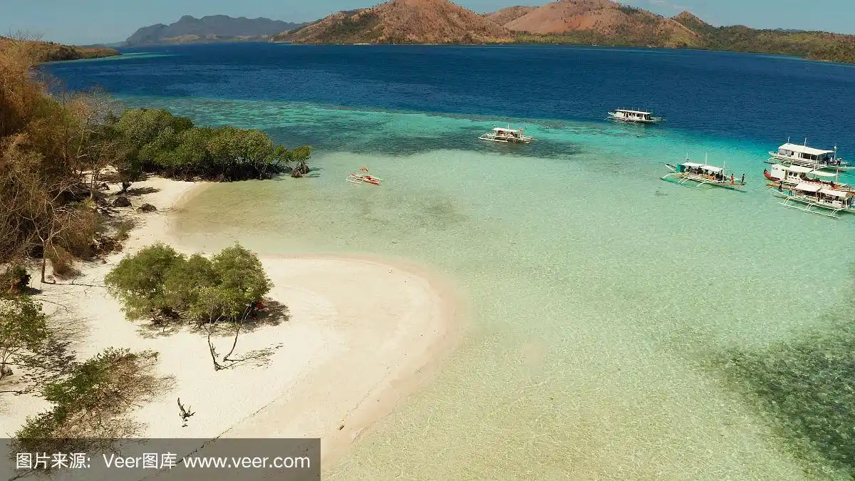 热带小岛,白色沙滩,俯视图