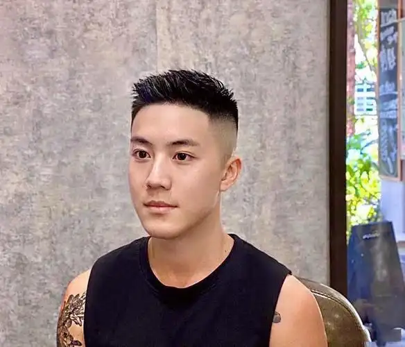 30岁男士适合什么发型 轻熟男发型设计-发型设计-帅哥发型网