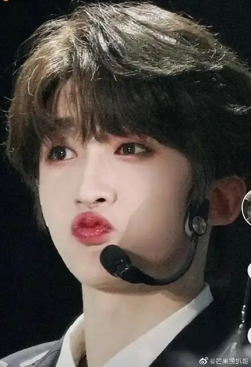 刘宇0824生日快乐#刘宇超可爱的嘟嘴画面小合集,相信没有人能内心