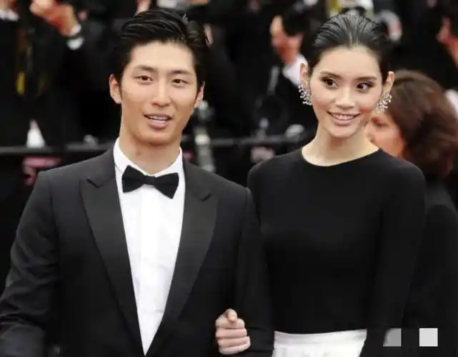 奚梦瑶窦骁在一起过吗(奚梦瑶和前任男友窦骁恋情经历)