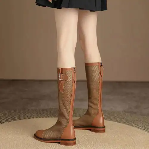 这种马丁靴小腿粗的女孩子能穿下嘛