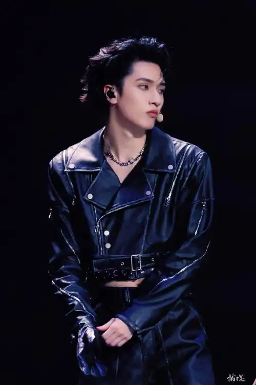 严浩翔叁重楼暨出道四周年演唱会##今日星拍放送