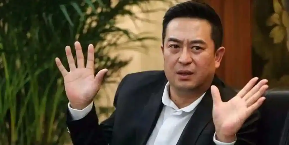 "男神大叔"张嘉译,被曝病得不能下地走路?网友泪奔直呼舍不得!