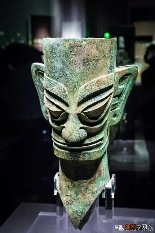 三星堆青铜面具是哪个时期的 三星堆青铜面具介绍 _生活百科