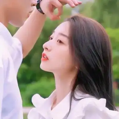 真人情头高级质感一人一半 高级质感满满_情侣头像_头像屋