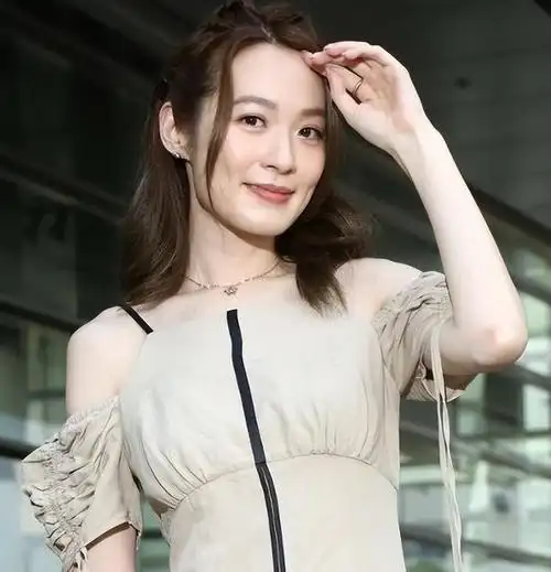 蔡洁不想接受潜规则各种因素的结果