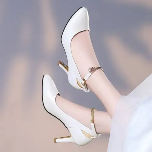 少女高跟鞋女细跟2017新款一字扣小清新女鞋白色工作鞋半高跟单鞋