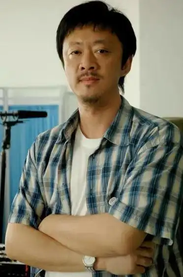 著名演员庞学勤照顾精神病妻46年妻子离世后再婚娶日本妻子