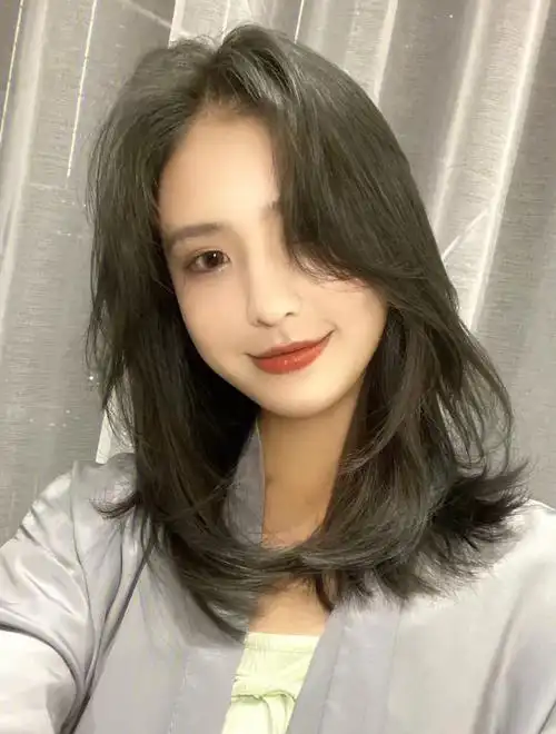 高级感冷茶色茶青色显白发色冷棕色亚麻色蜜糖棕蜂蜜茶不用褪色的冷