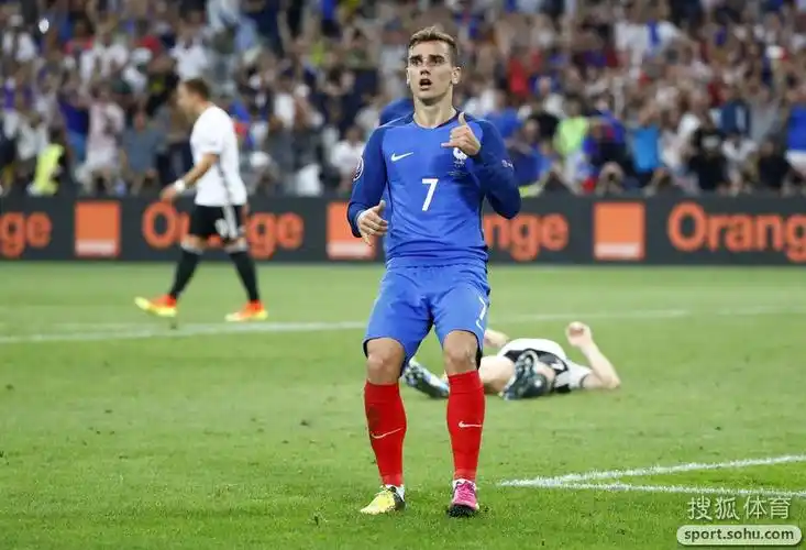 "混血儿"格列兹曼:法语思考 西班牙语骂脏话8586713-2016欧洲杯