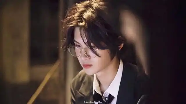 明星同人小说 百分九:末日重生#justin黄明昊这个房间就咱们两个没