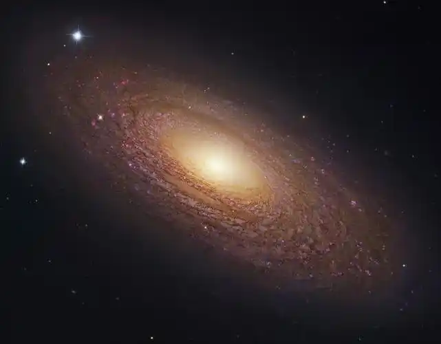 宇宙最大的星系宇宙螺旋宇宙中最大的星系蓝色恒星ngc7331星系galaxy