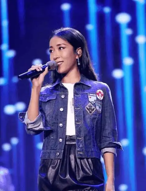 吉克隽逸立淳朴人设如今频繁炫富唱歌不是保护伞