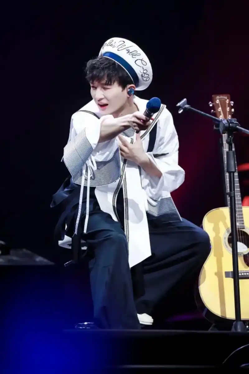 有谁还记得"对不起周深,我选择李维".