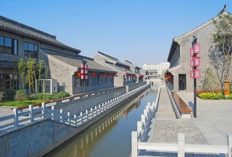 水街占地200多亩,地处 a href="#" data-lemmaid="3970799">盐城市 /a