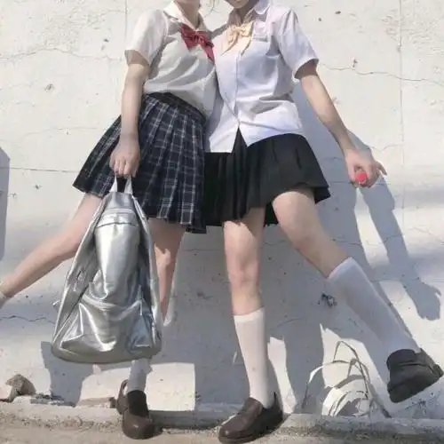 冷澈ins意境唯美jk制服闺蜜头像