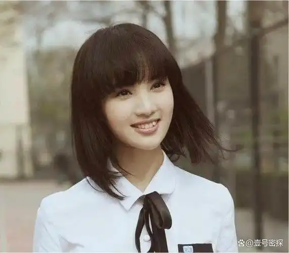 金晨12年前原来长这样!天庭饱满地阁方圆,和现在完全不像一个人