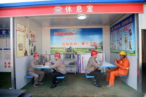 5,中铁十八局集团四公司昆明地铁5号线项目部工地休息室(伍振摄)