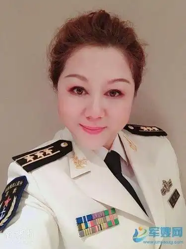 致敬军嫂阮国琴