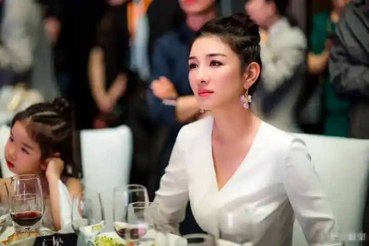 《怦然再心动》王琳:黄奕,我不赞同你,我只想要一个家