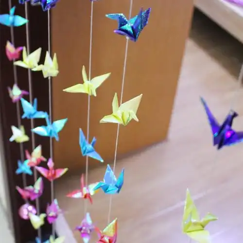 7厘米珠光千纸鹤折纸成品节日挂饰 店庆装饰物商场装饰橱窗挂饰物